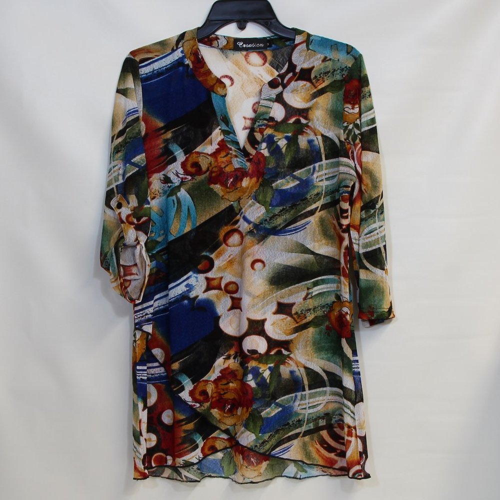 Creation Abstract Women’s Top ¾ sleeve Size Small